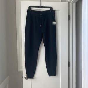 Eddie Bauer Men’s Cozy Camp Fleece Jogger - color: black - size: medium